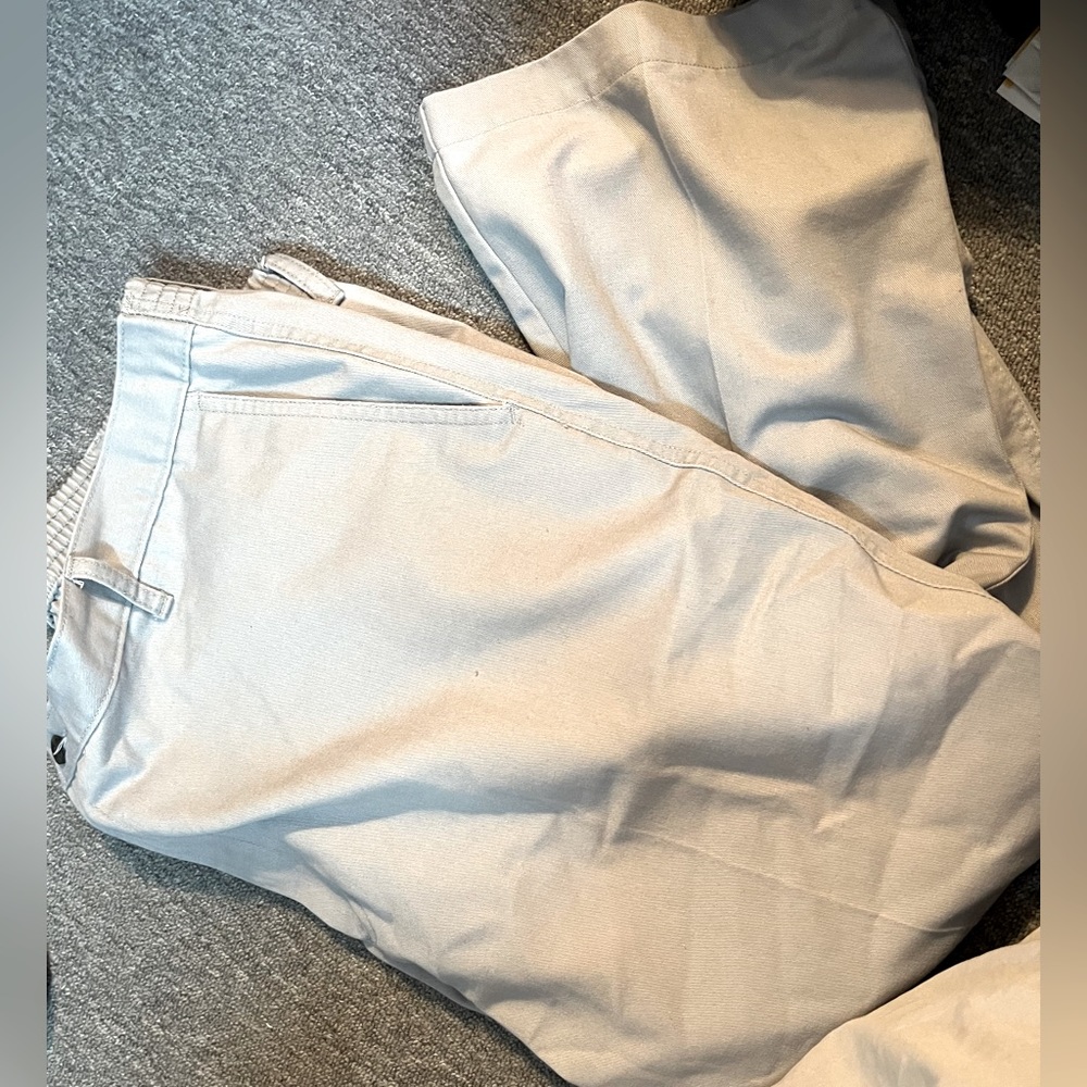 Town and Craft stretch mens 44 x 29 light gray pants.